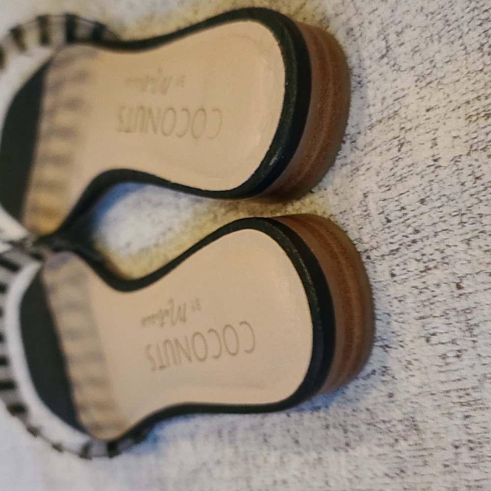 Coconuts By Matisse Up Late Slide Sandals - image 4